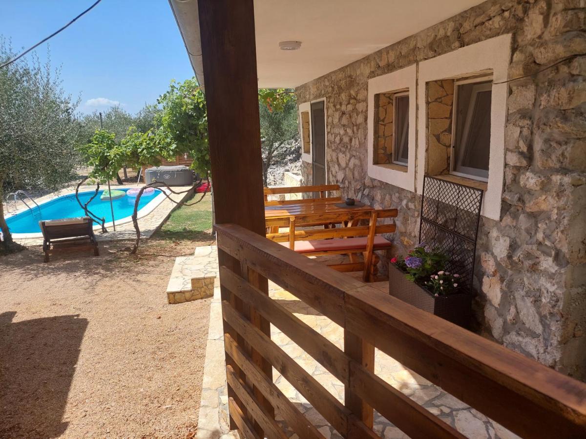 Holiday House Pulina Punat Exterior photo