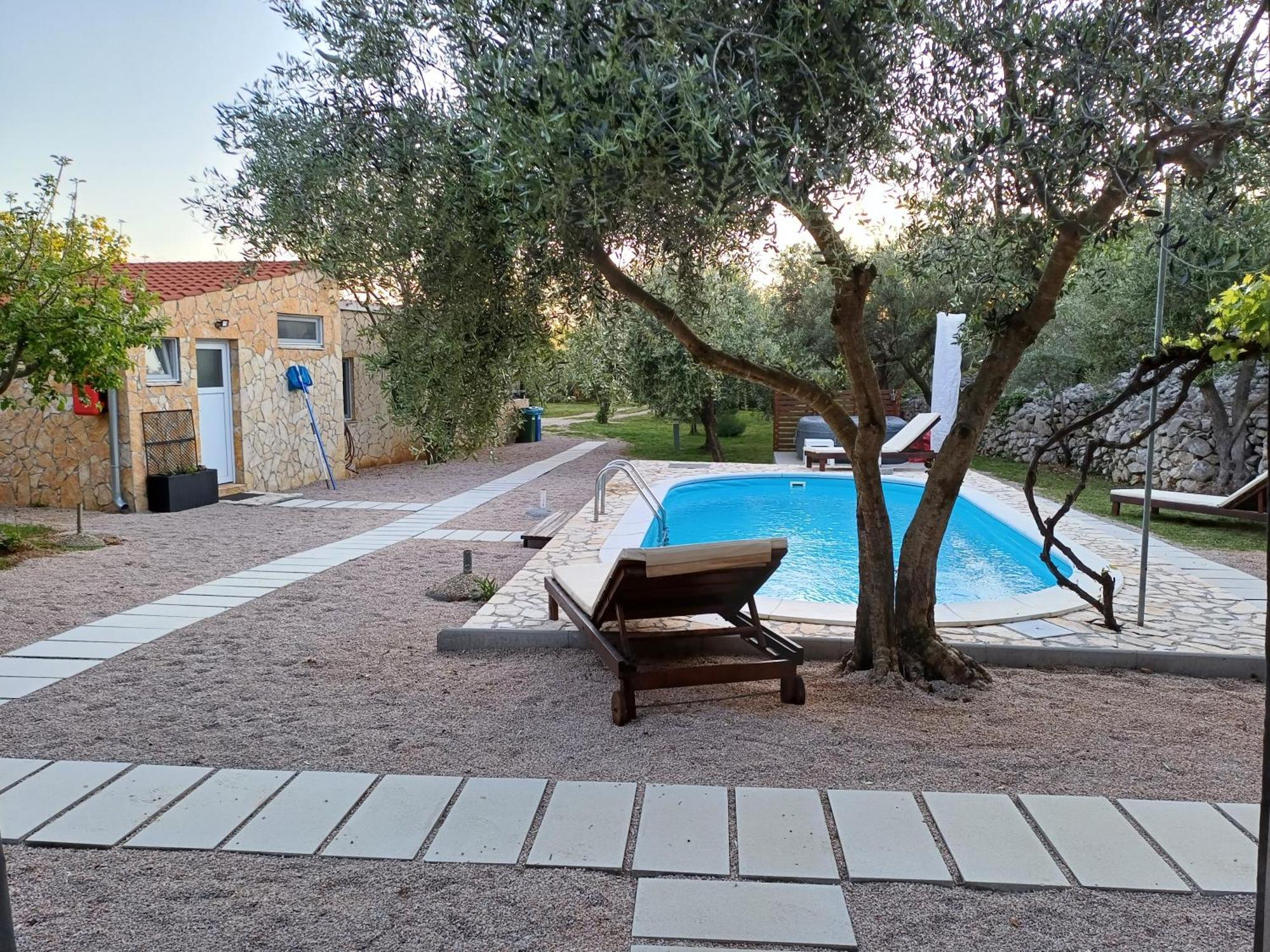 Holiday House Pulina Punat Exterior photo